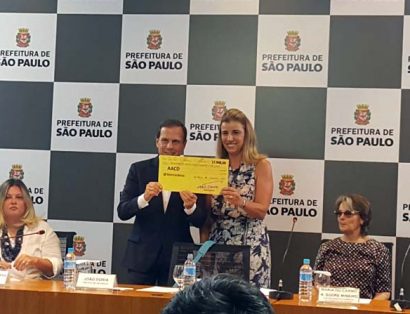 AACD recebe doação do prefeito de São Paulo