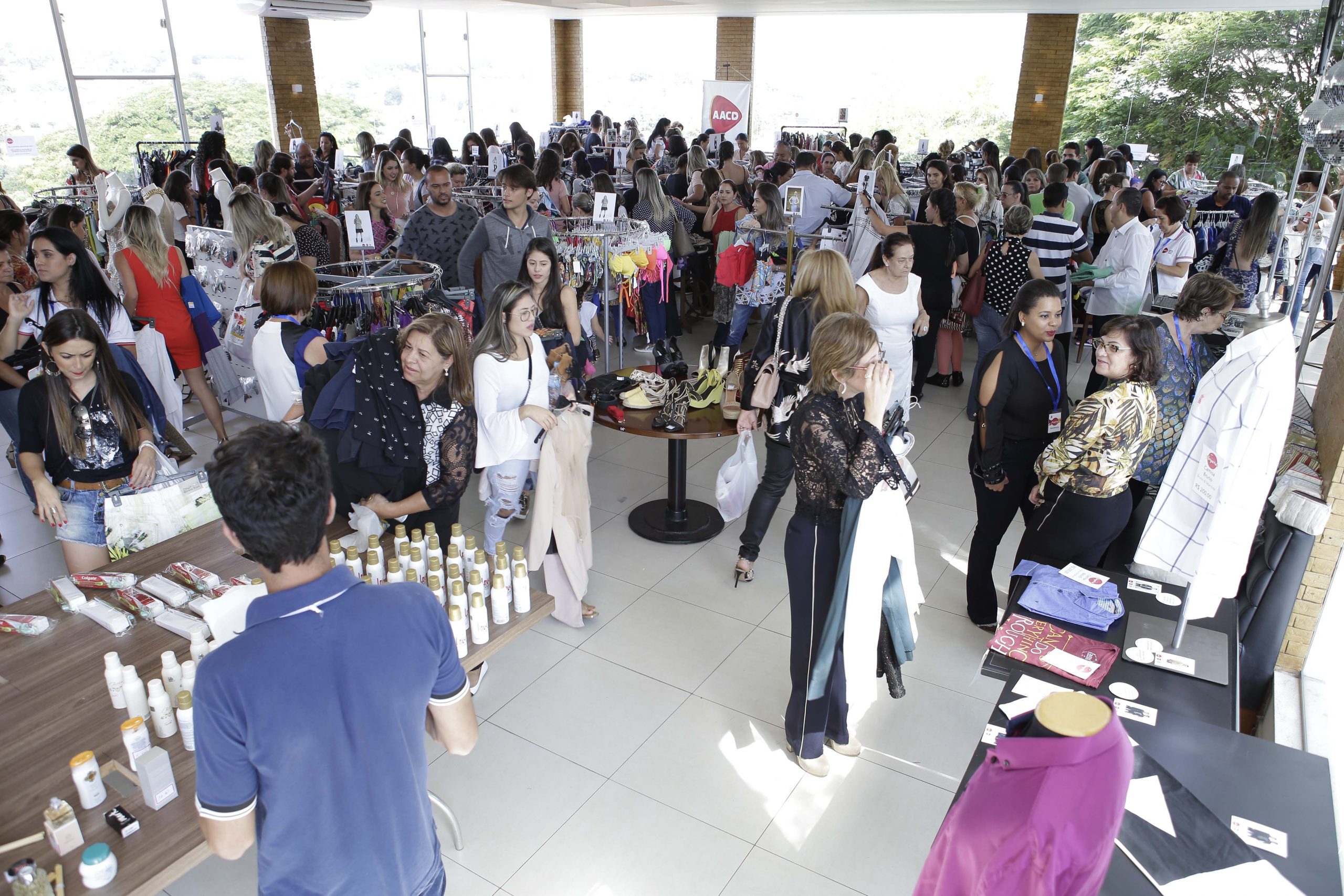 AACD Uberlândia realiza Bazar dos Blogueiros