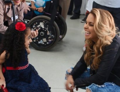 AACD recebe celebridades