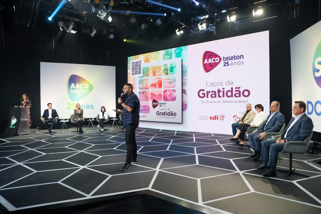 Coletiva Artística - Teleton: Everton Vasconcelos