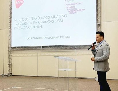 Rodrigo Ernesto, fonoaudiólogo da AACD, no Congresso Brasileiro de Fonoaudiologia