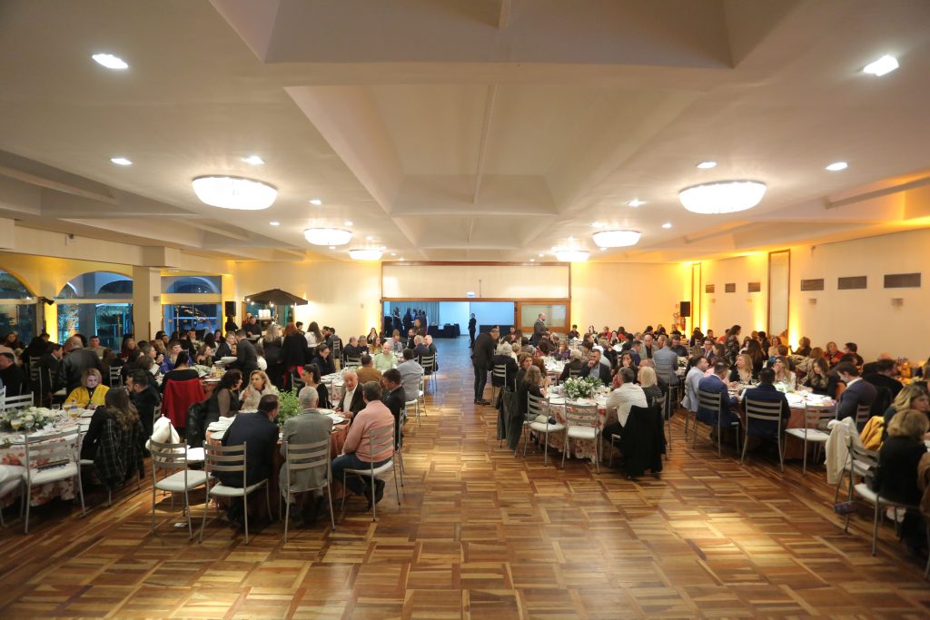 Jantar Beneficente da AACD Porto Alegre reuniu mais de 300 pessoas
