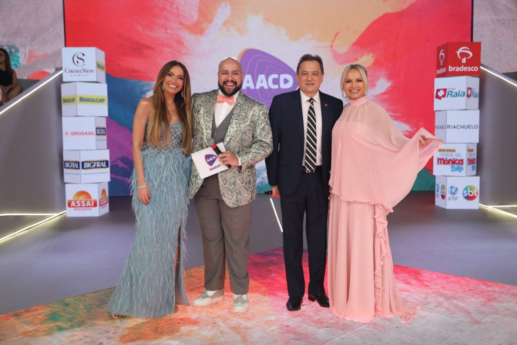 Valdesir Galvan, Eliana, Patricia Poeta e Tiago Abravanel participaram da maratona televisiva