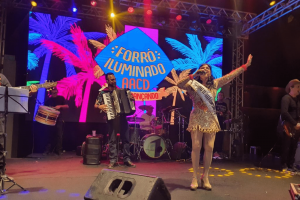 A AACD Recife realiza a 19ª edição do Forró Iluminado, tradicional evento que reúne grandes nomes da música nordestina em prol da instituição