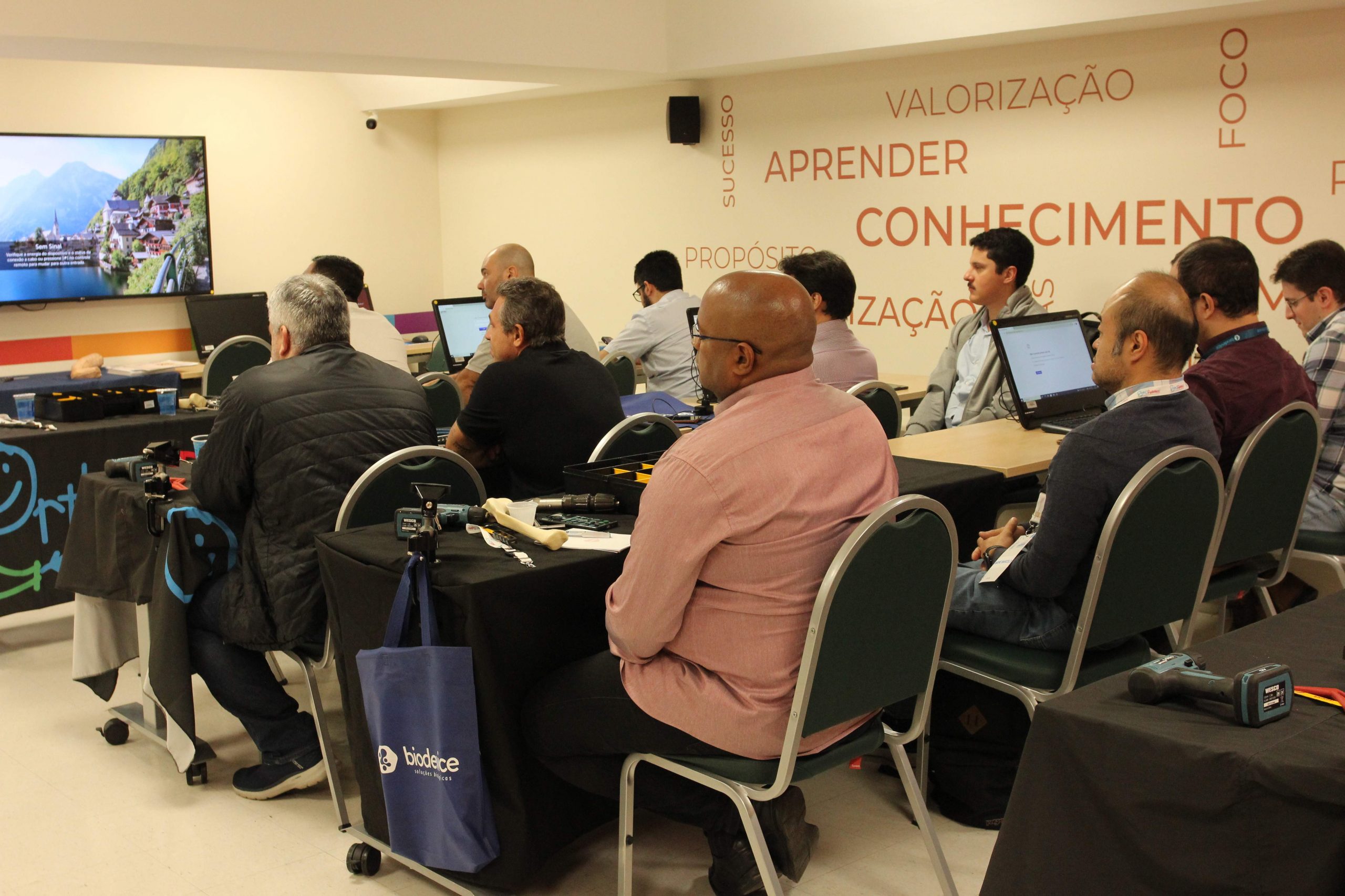 Área de Ensino da AACD divulga calendário com 12 cursos para estudantes e profissionais de saúde