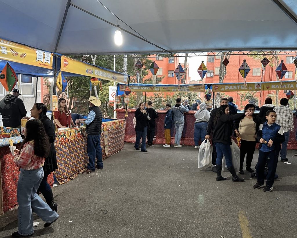 A Festa Julina, da AACD Osasco, contou com uma variedade de comidas e bebidas típicas