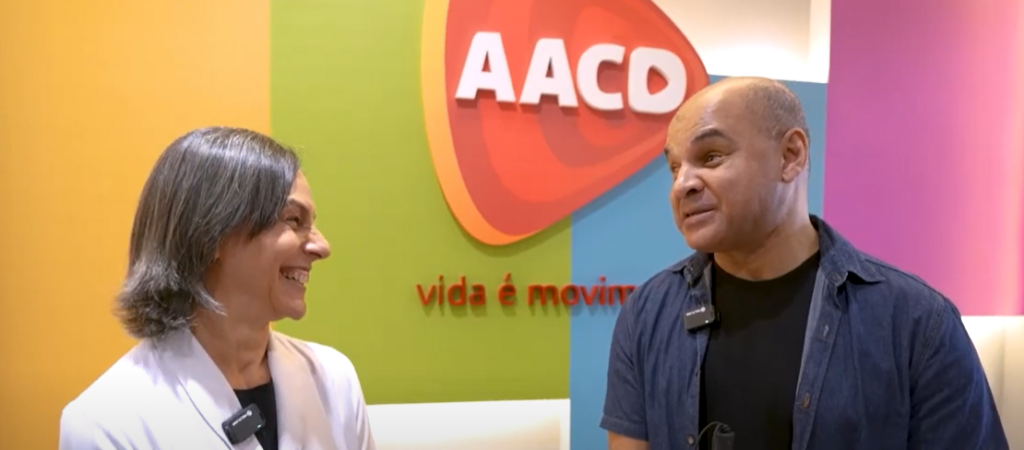 Renato José, apresentador do Oportunidades Especiais - projeto voltado para pessoa com deficiência - visita a AACD