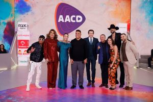 Artistas reunidos no palco do Teleton. Marcas parceiras da 29ª edição contam com contrapartidas personalizadas e visibilidade multiplataforma